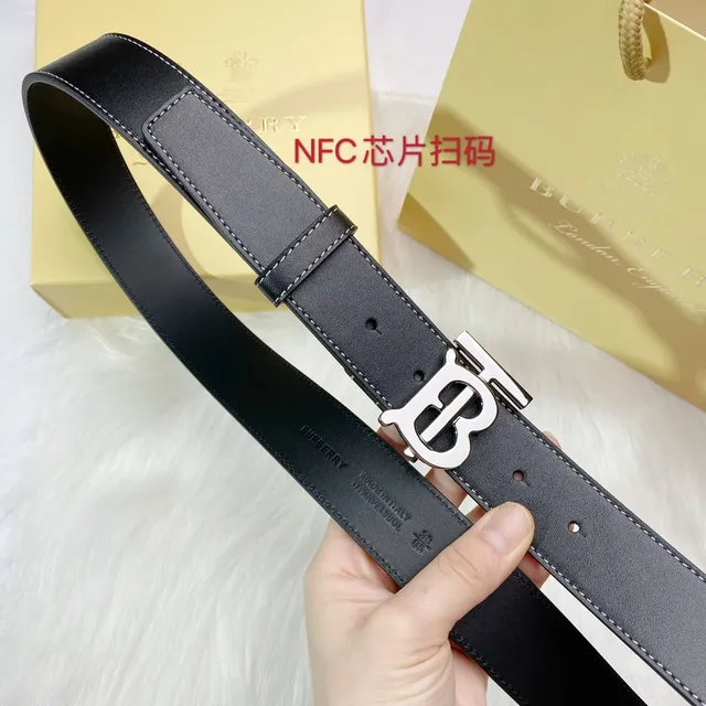 Burberry TB ceinture noir blanc monogramme boucle couture contraste ceinture cuir 2