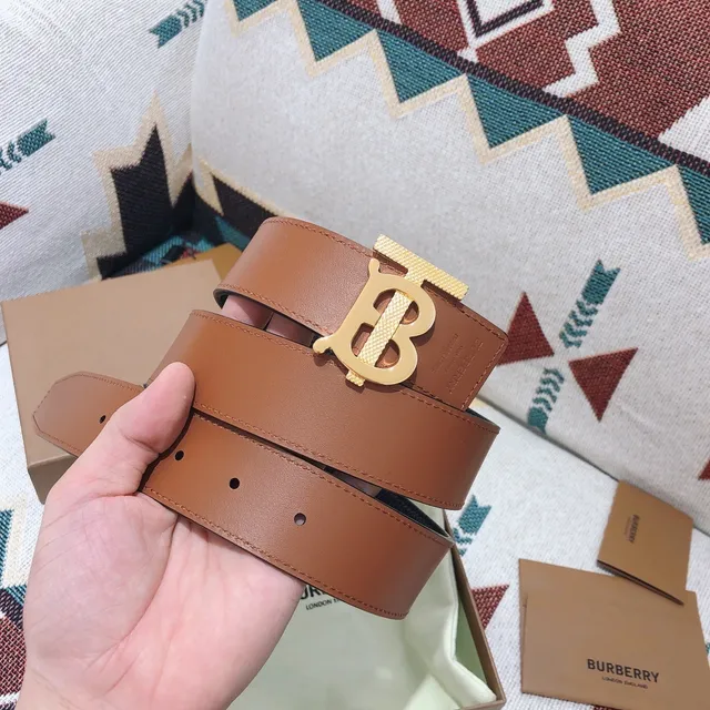 Burberry TB Belt Cuir Beige Boucle Or à l'ton Cuir Ceinture 5