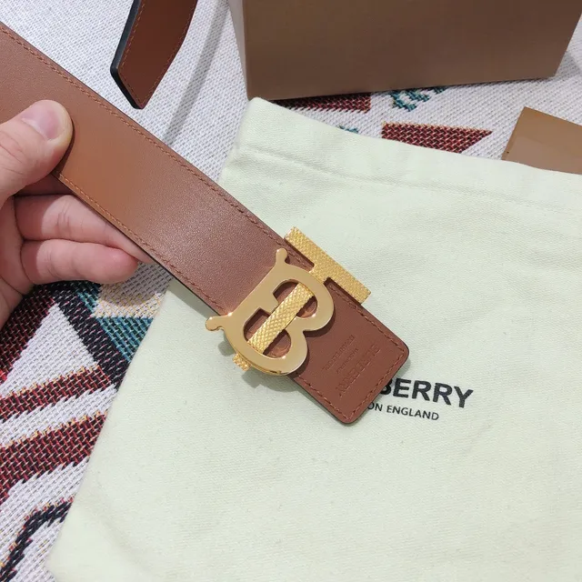 Burberry TB Belt Cuir Beige Boucle Or à l'ton Cuir Ceinture 6