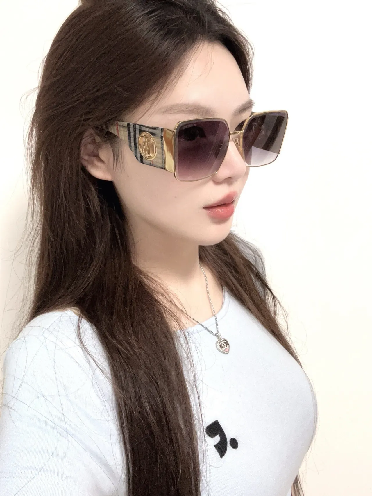 Burberry TB Monogram Lunettes de Soleil en Acétate Côtelé 2
