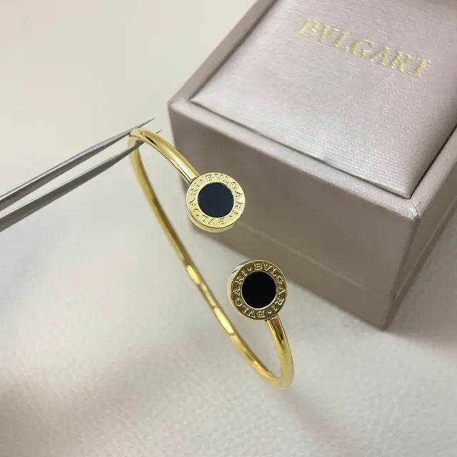 Bvlgari B.zero1 সোনা কালো পাতলা দৃঢ় ব্যাঙ্গল বৃত্তাকার খোদাই করা বেজেল ব্রেসলেট 3