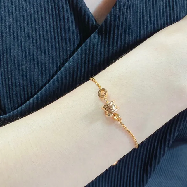 Bvlgari B.zero1 سوار سلاسل ذهبية متشابكة 8