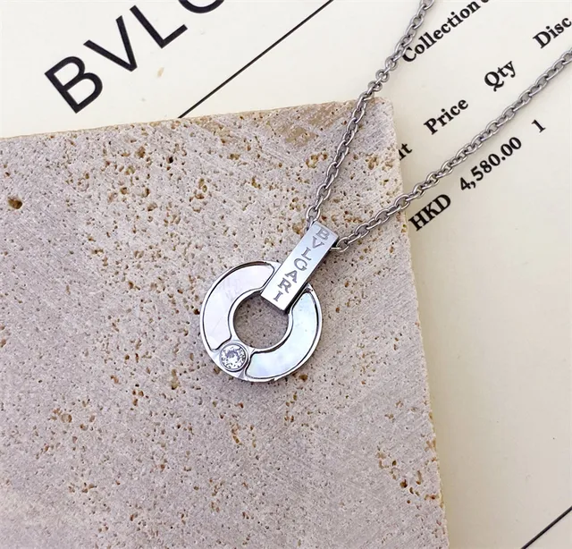 Bvlgari B.zero1 Colar Pendente de Malacita Esmaltado e Diamante 8