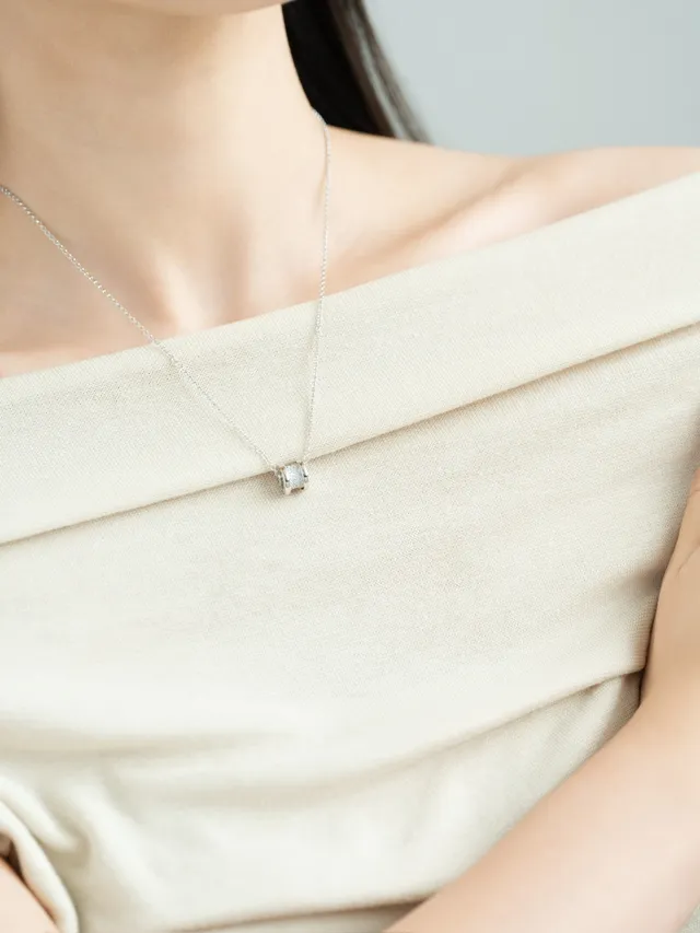 Bvlgari B.zero1 Pavé Diamond colliers à pendentif cylindrique 6