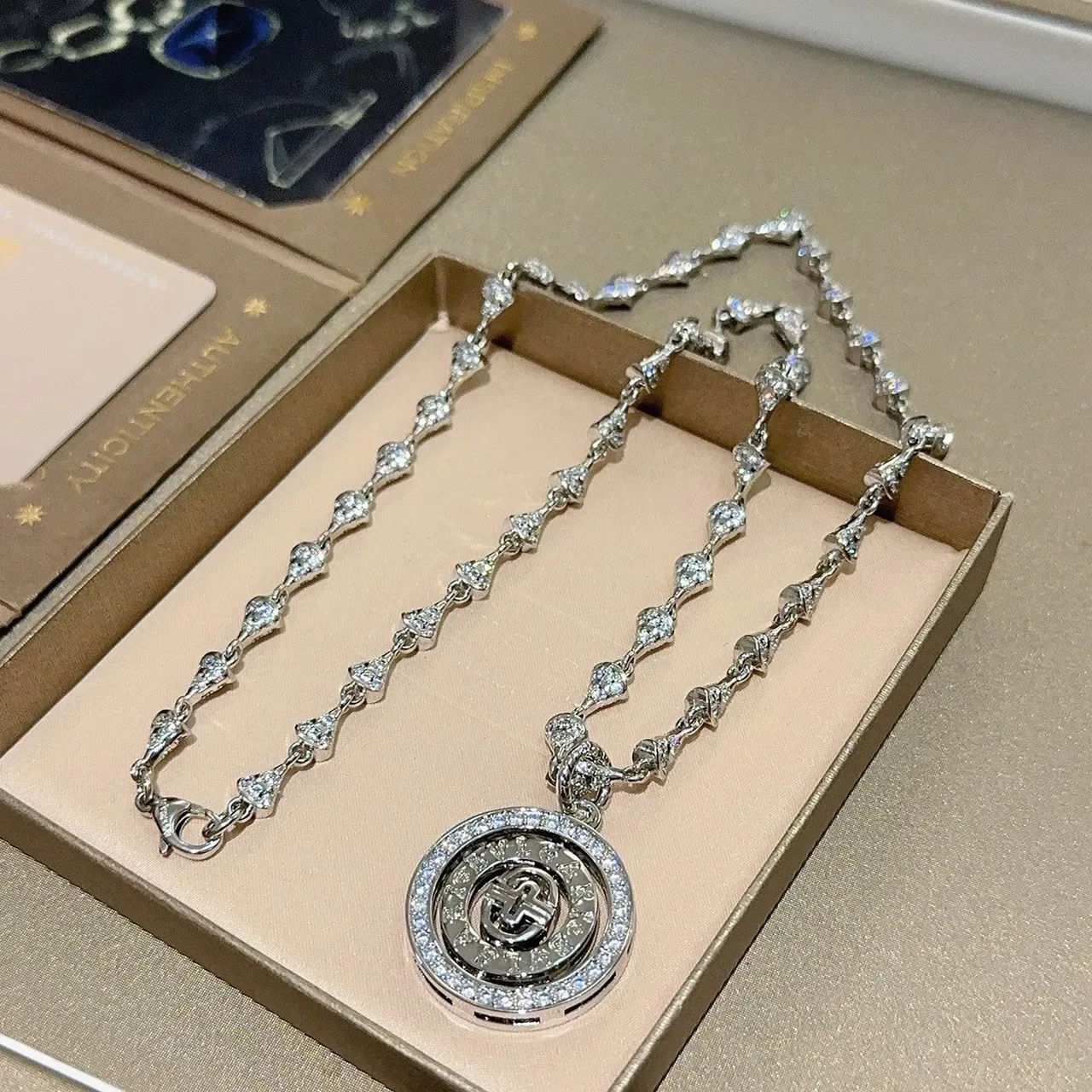 Bvlgari B.zero1 Rotating Disc Pavé Necklace 4