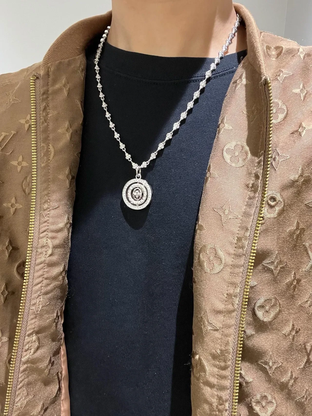 Bvlgari B.zero1 Rotating Disc Pavé Necklace 6
