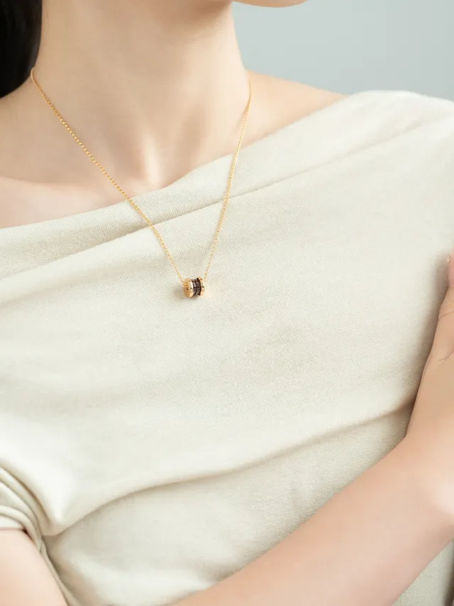 Bvlgari B.zero1 Trois Anneaux Collier en Céramique Lie-de-vin et Or 4