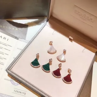 Bvlgari Divas’ Dream Fan-Shaped Malachite White Red Earrings
