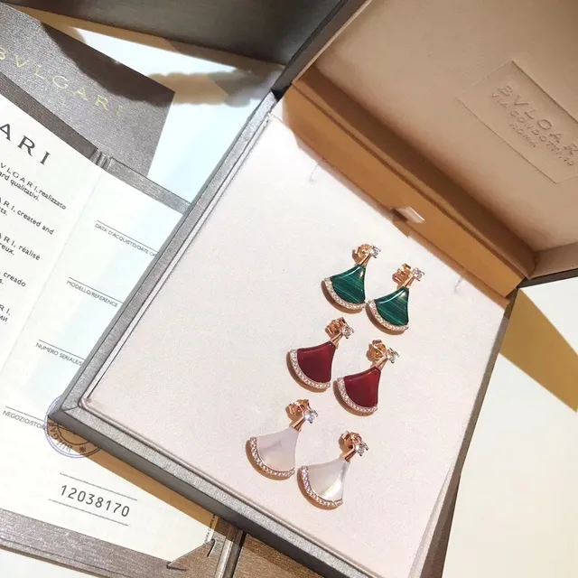 Bvlgari Divas’ Dream boucles d'oreilles en forme d'éventail en malachite blanc et rouge 7