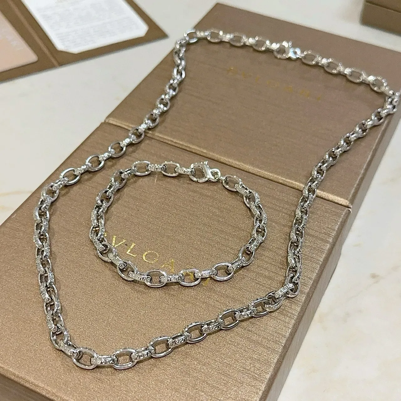 Bvlgari ওভাল লিংক পেভসেট সিলভার টোন হার 5