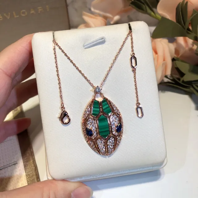 Collier Bvlgari Serpenti Malachite et Saphir Pavé Or Rose 5
