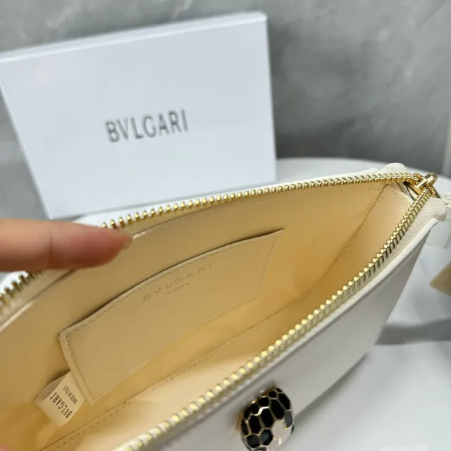 Bvlgari Serpenti Mini Chain Bag Off-White Gold-Tone Underarm Bag 3