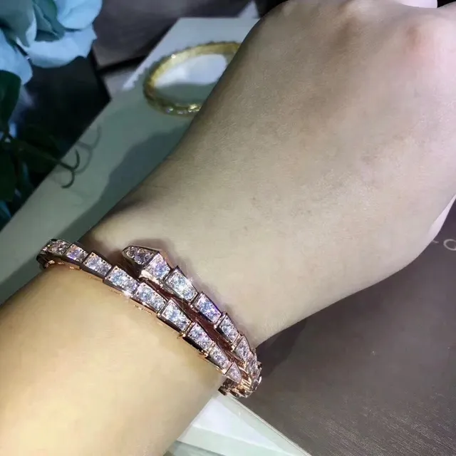 Bvlgari Serpenti Pavé-Set سوارة ثعبان ملتف 5