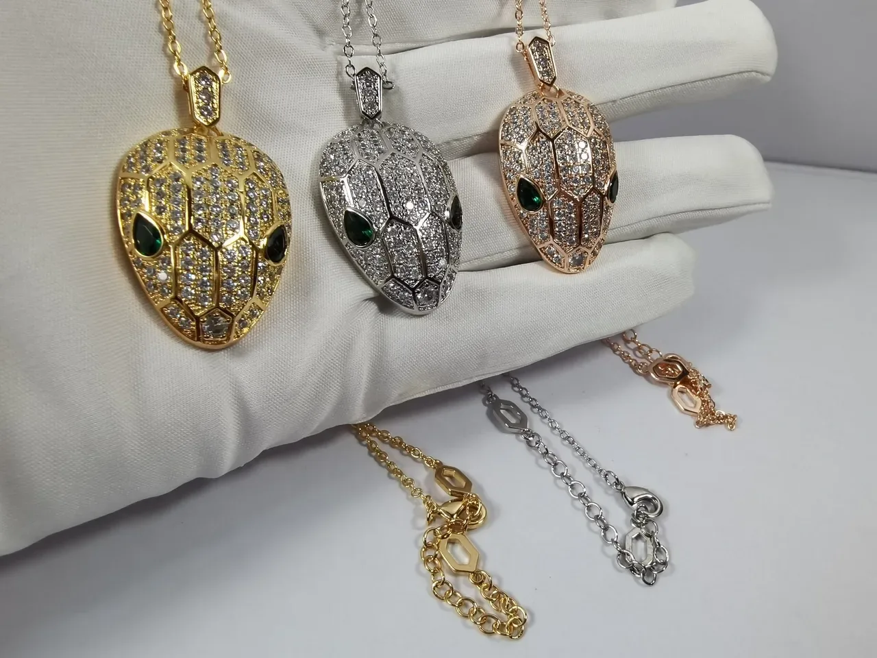 Bvlgari Serpenti Pavé Snake Head Pendant Necklace 5