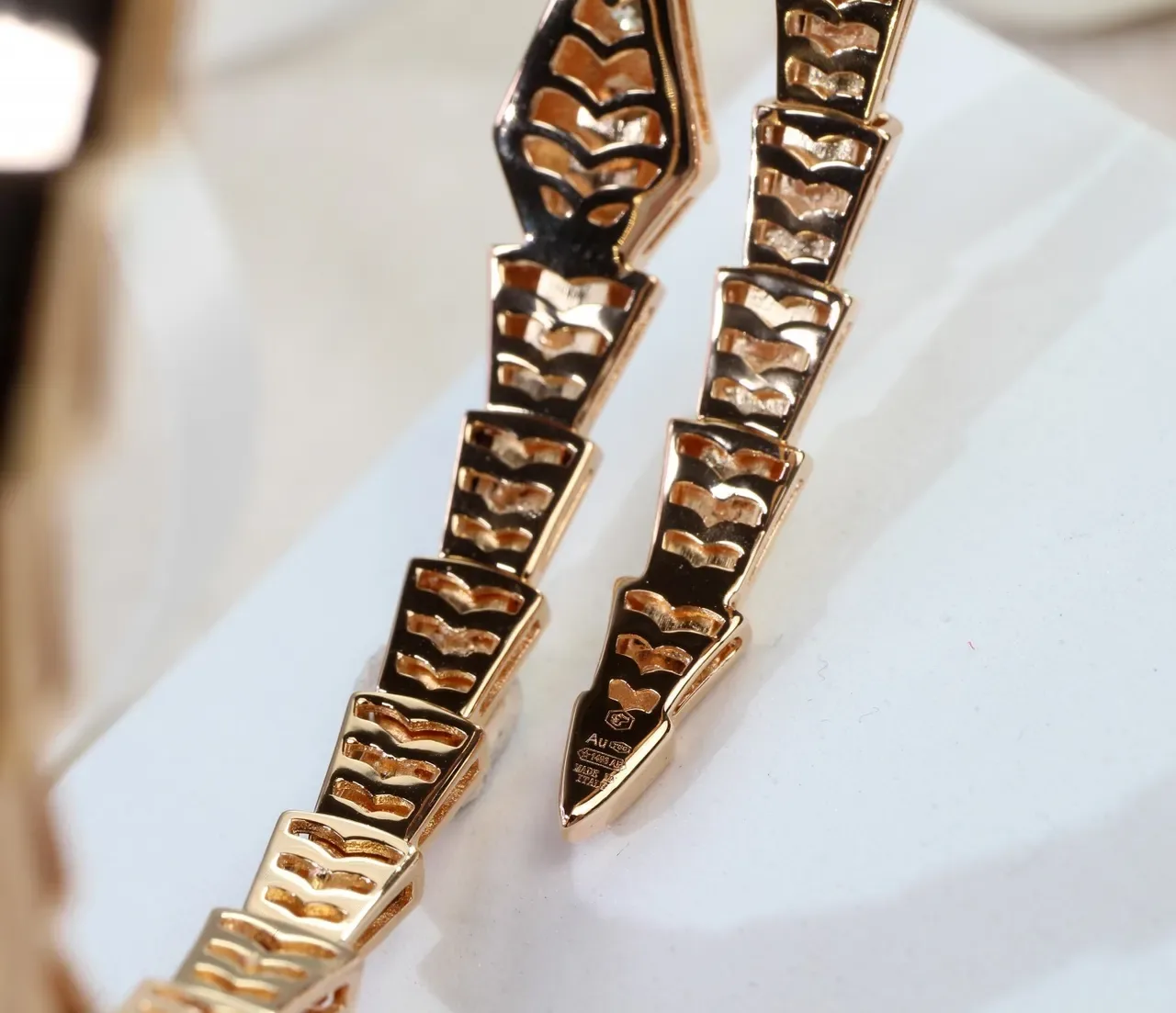 Bvlgari Serpenti Pulseira de Serpente Ouro Rosa Pavé Diamantes 2