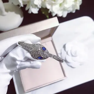 Bvlgari রূপালী নীল সাপের মাথার নকশা হেক্সাগনাল পাভে সেটিং কঙ্কণ
