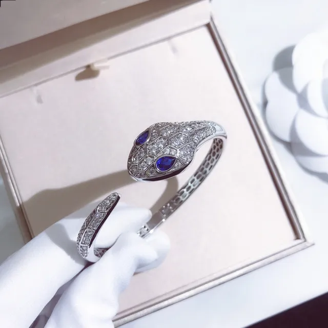 Bvlgari Silver Blue Snake-Head Motif Hexagonal Pavé Setting Bracelet 8