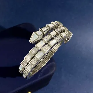 Bvlgari चाँदी सफेद घुंघराले सांप विभाजित ज्यामितिक कंगन