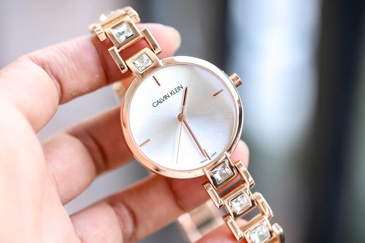 Calvin Klein Ouro Prata Rosa Metal Raio de sol Cadran Quartzo Relógio 9