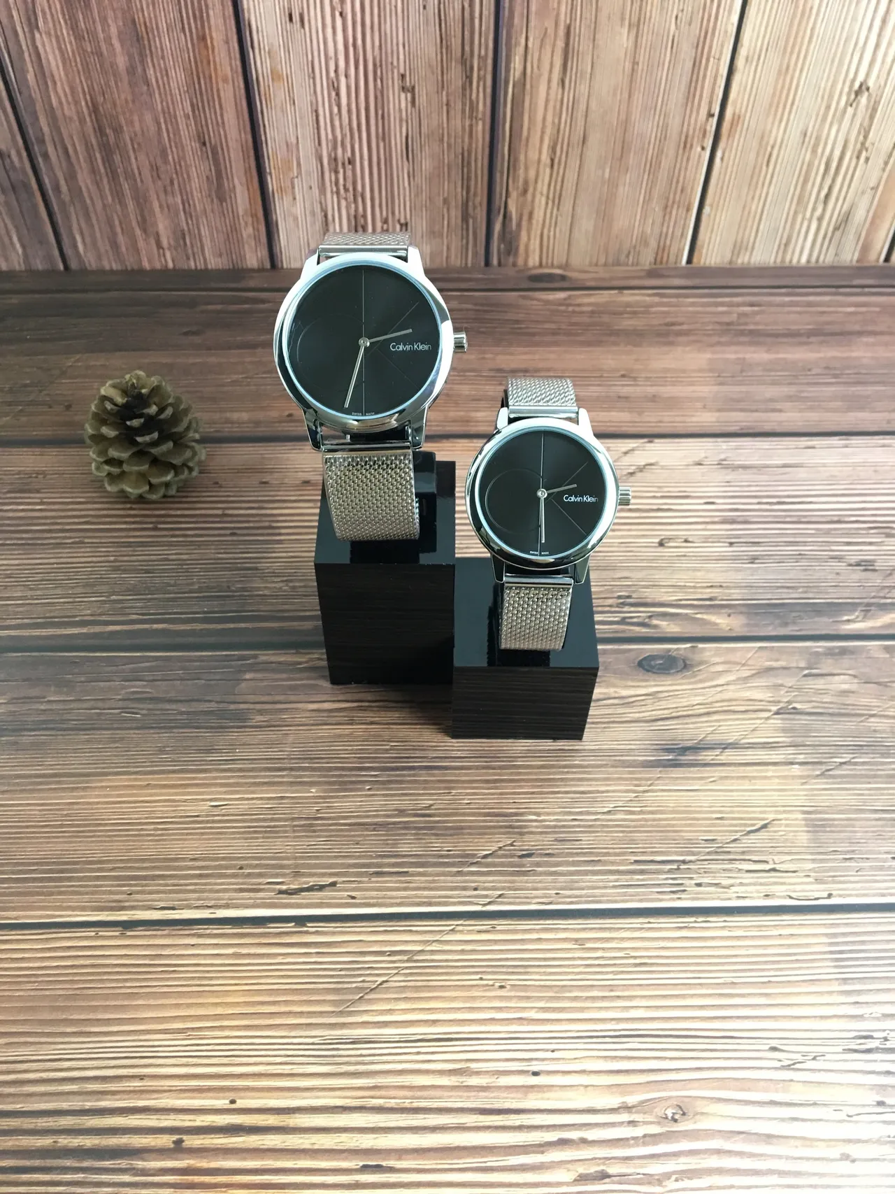 Calvin Klein Montre Minimal Or Argent Cadran Minimaliste Boîtier Quartz 10