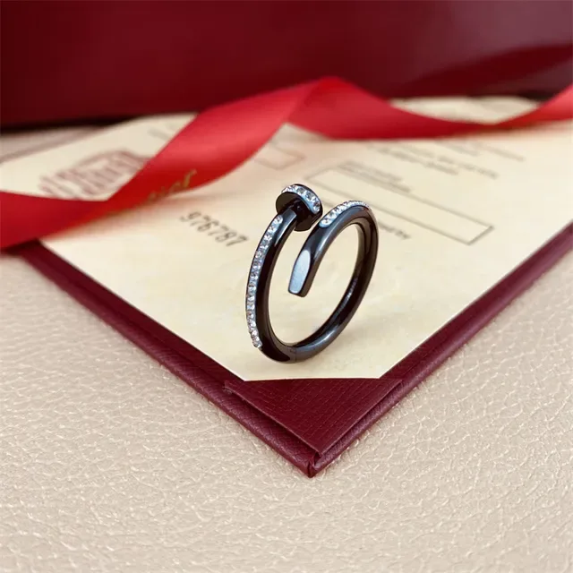 Bague Cartier Juste un Clou Pavée Or 3