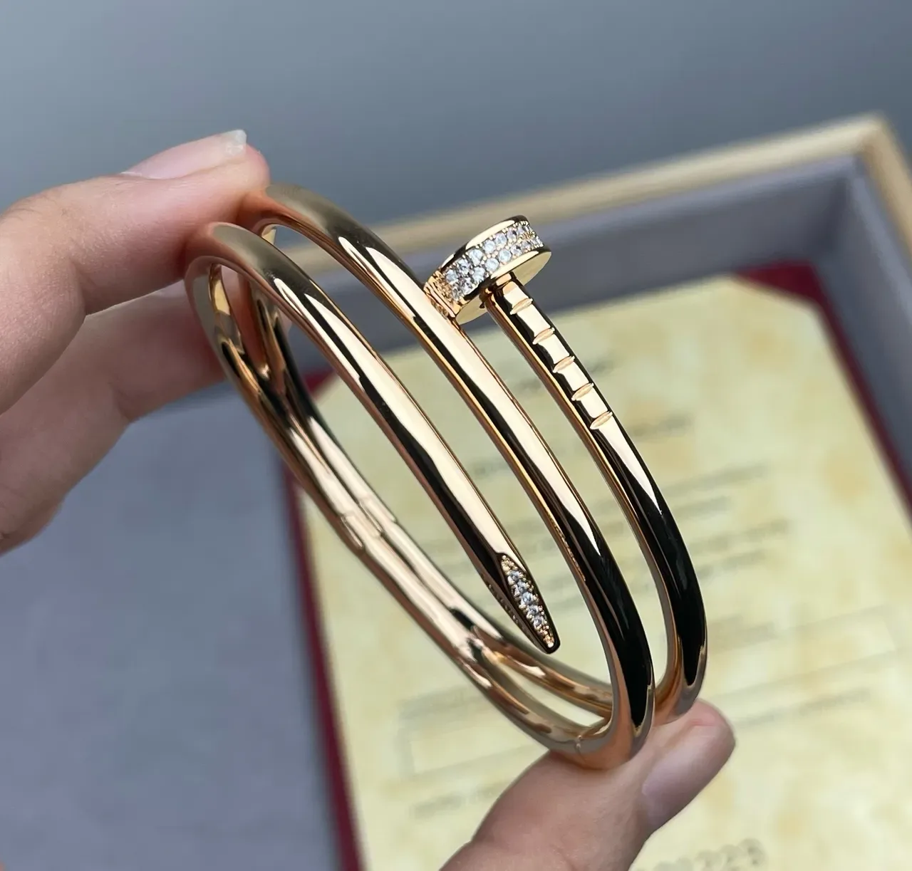 Bracelet Cartier Juste un Clou Triple Bande Pavé Cristal Or 3