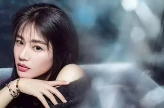 Cartier Love Bracelet 抛光金 刚性 椭圆螺丝图案手链 7
