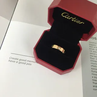 Cartier Love Ring خاتم ذهب أصفر ماسة واحدة