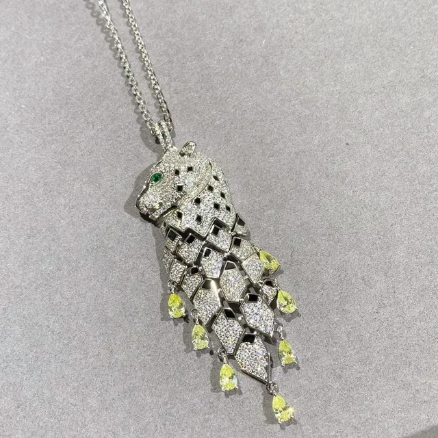 Cartier Panthère Panther Head Pendant Necklace 2