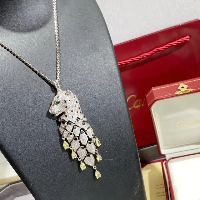 Cartier Panthère Panther Head Pendant Necklace 5