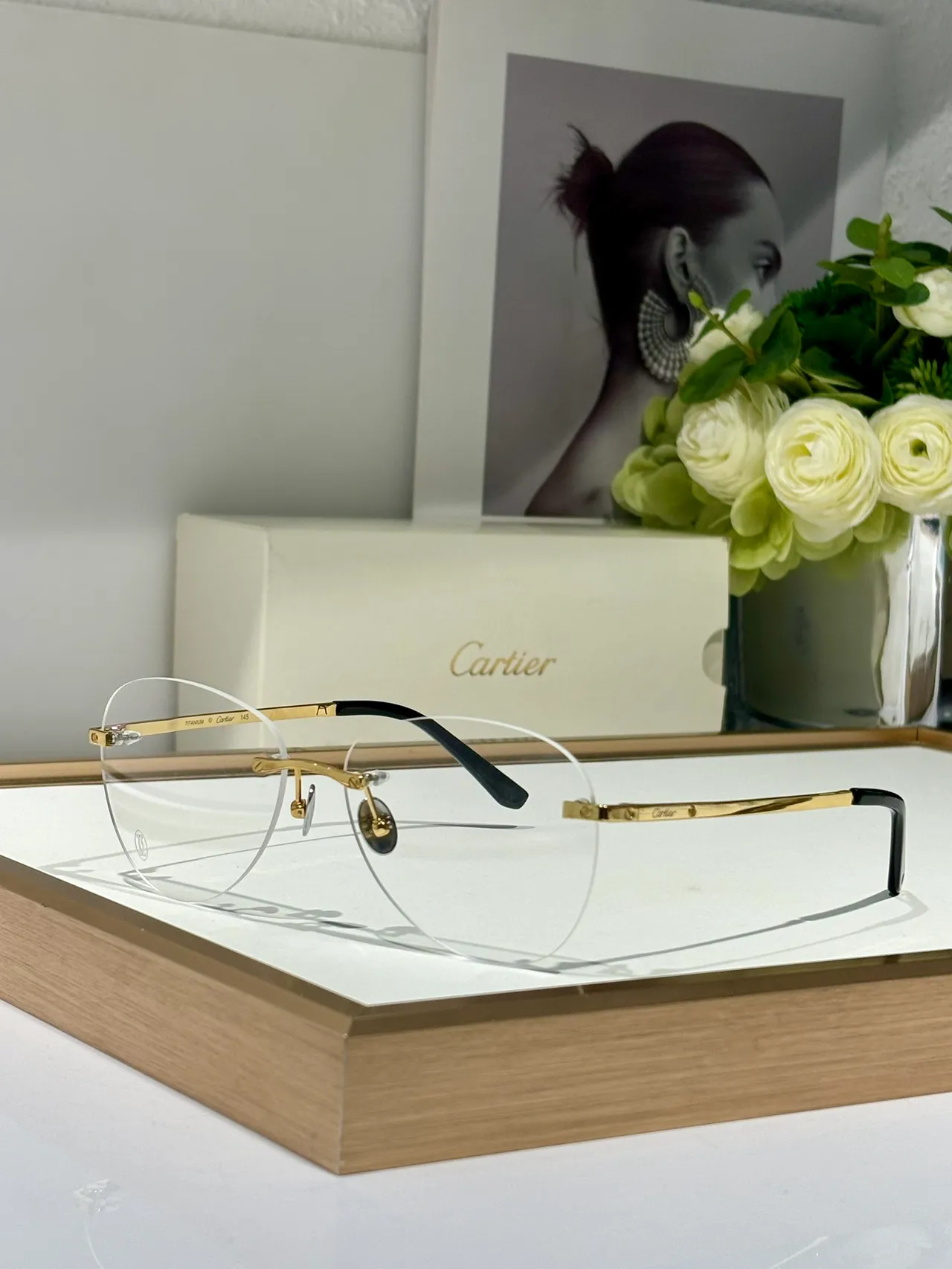 Cartier Lunettes Optiques Ovales Sans Monture Dorées Transparentes 7
