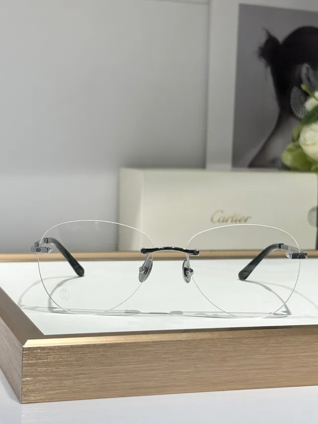 Cartier Lunettes Optiques Ovales Sans Monture Dorées Transparentes 8