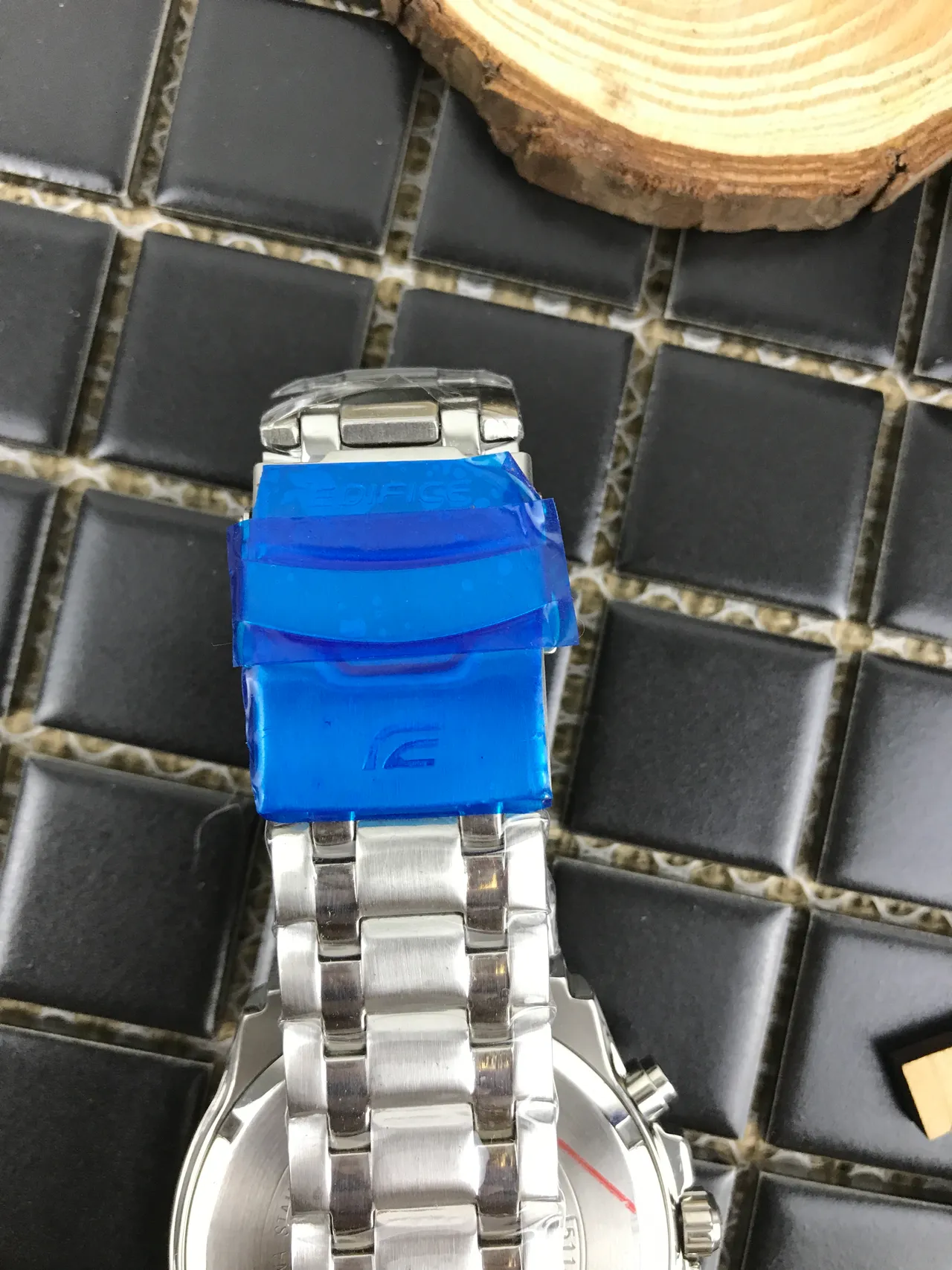 Casio Relógio Preto Dourado Bicolor Aço Inoxidável 7