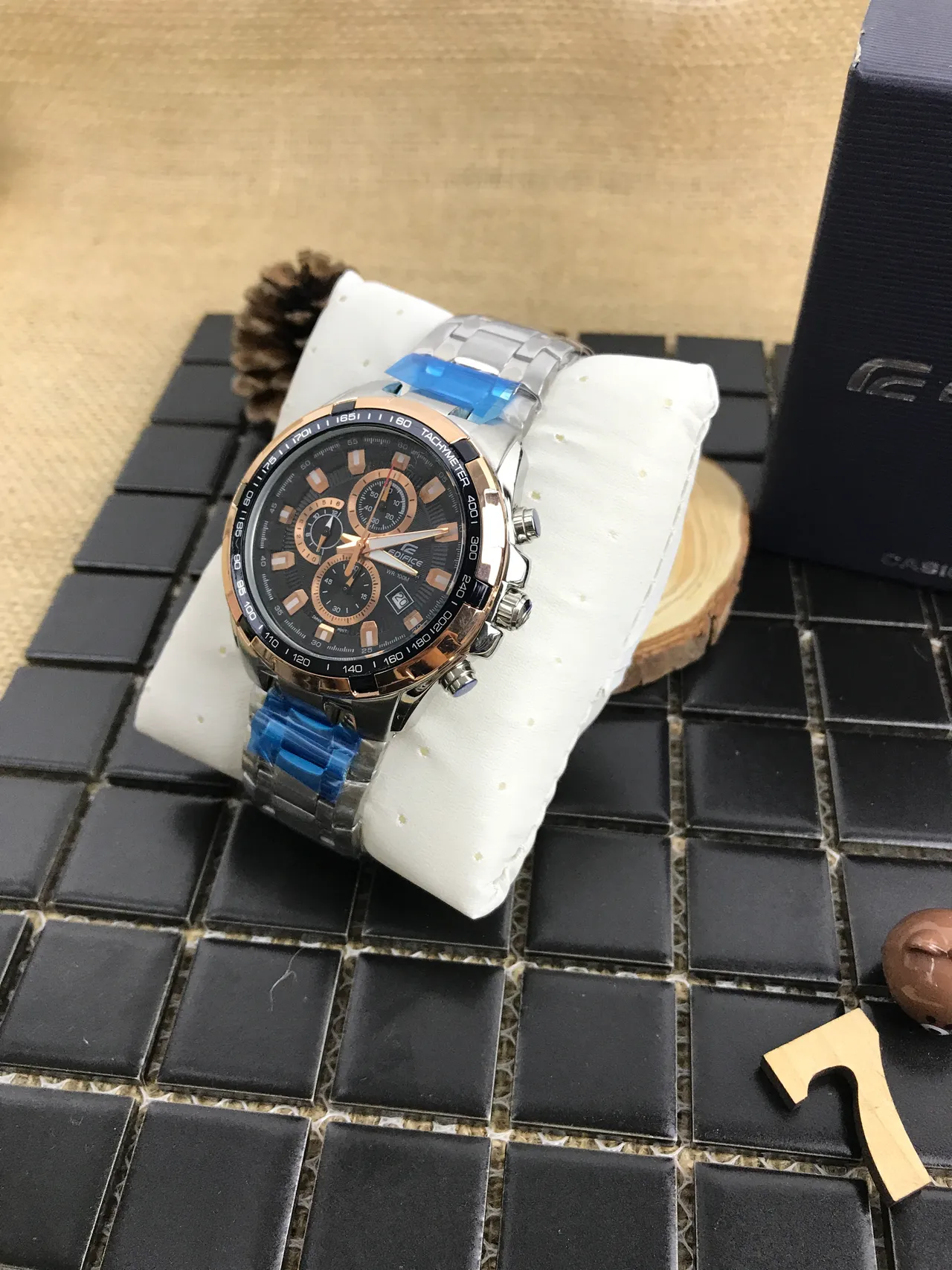 Casio Relógio Preto Dourado Bicolor Aço Inoxidável 9