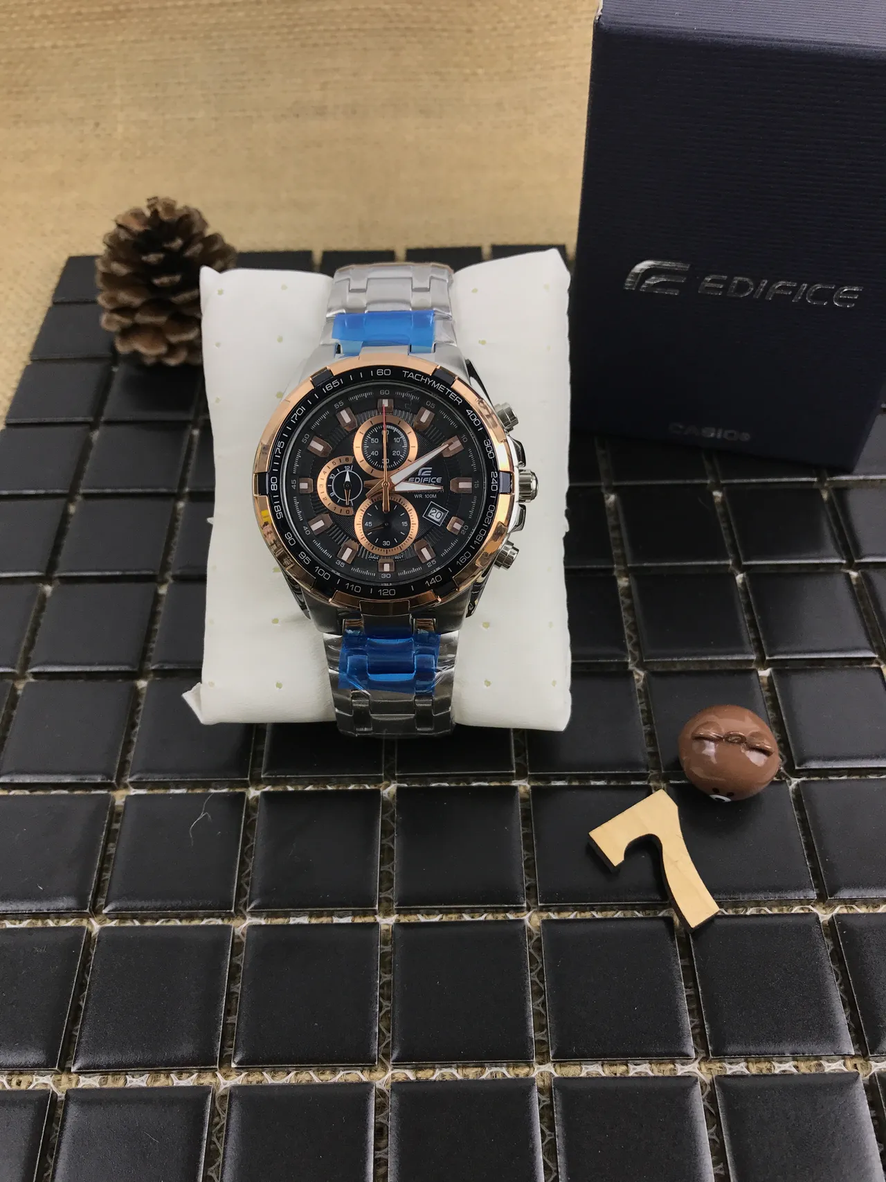 Casio Relógio Preto Dourado Bicolor Aço Inoxidável 10