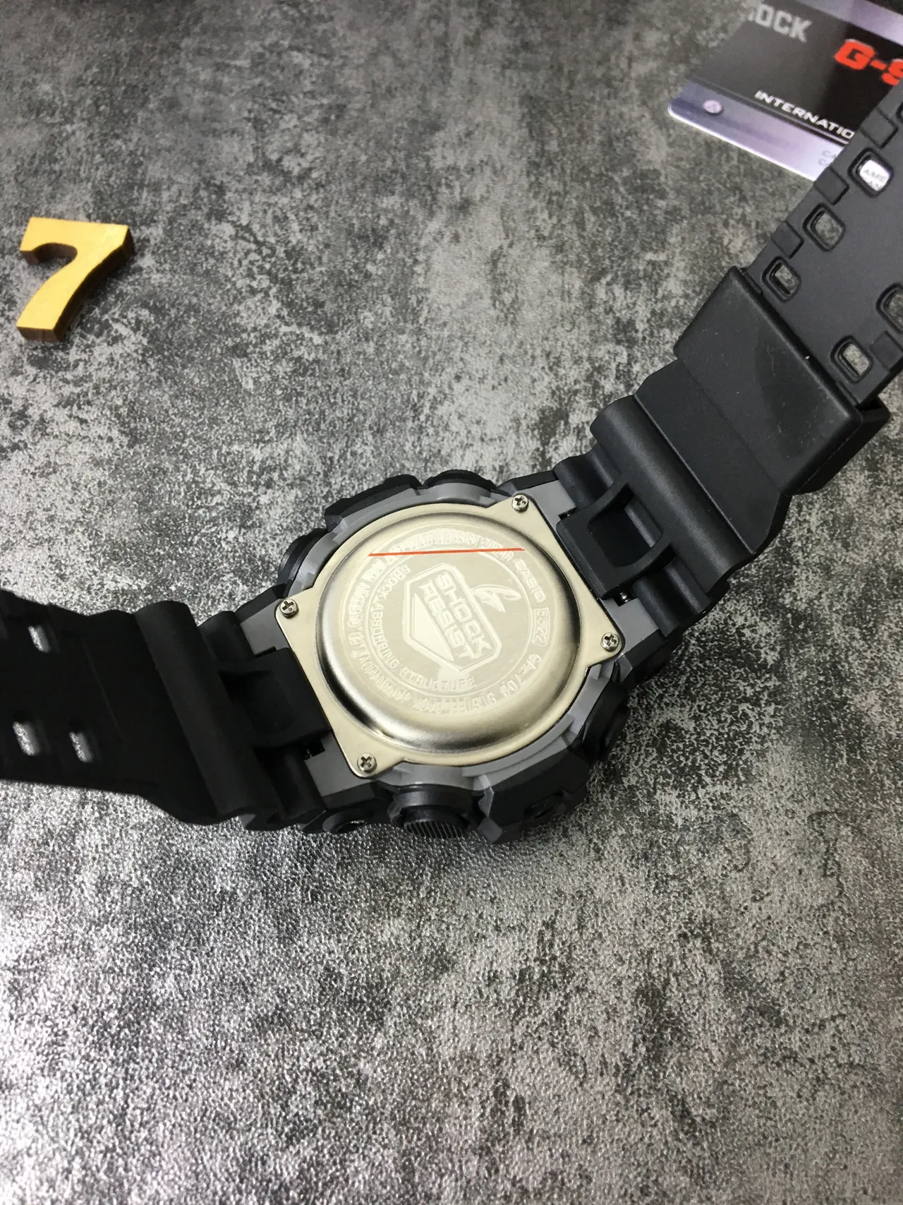 Casio G-Shock GA-100 Montre Sportive en Résine Noire 4