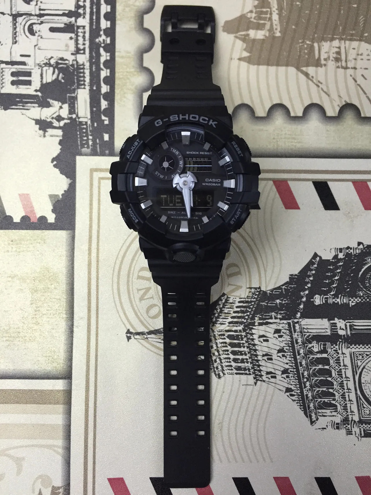 Casio G-Shock GA-100 Montre Sportive en Résine Noire 7