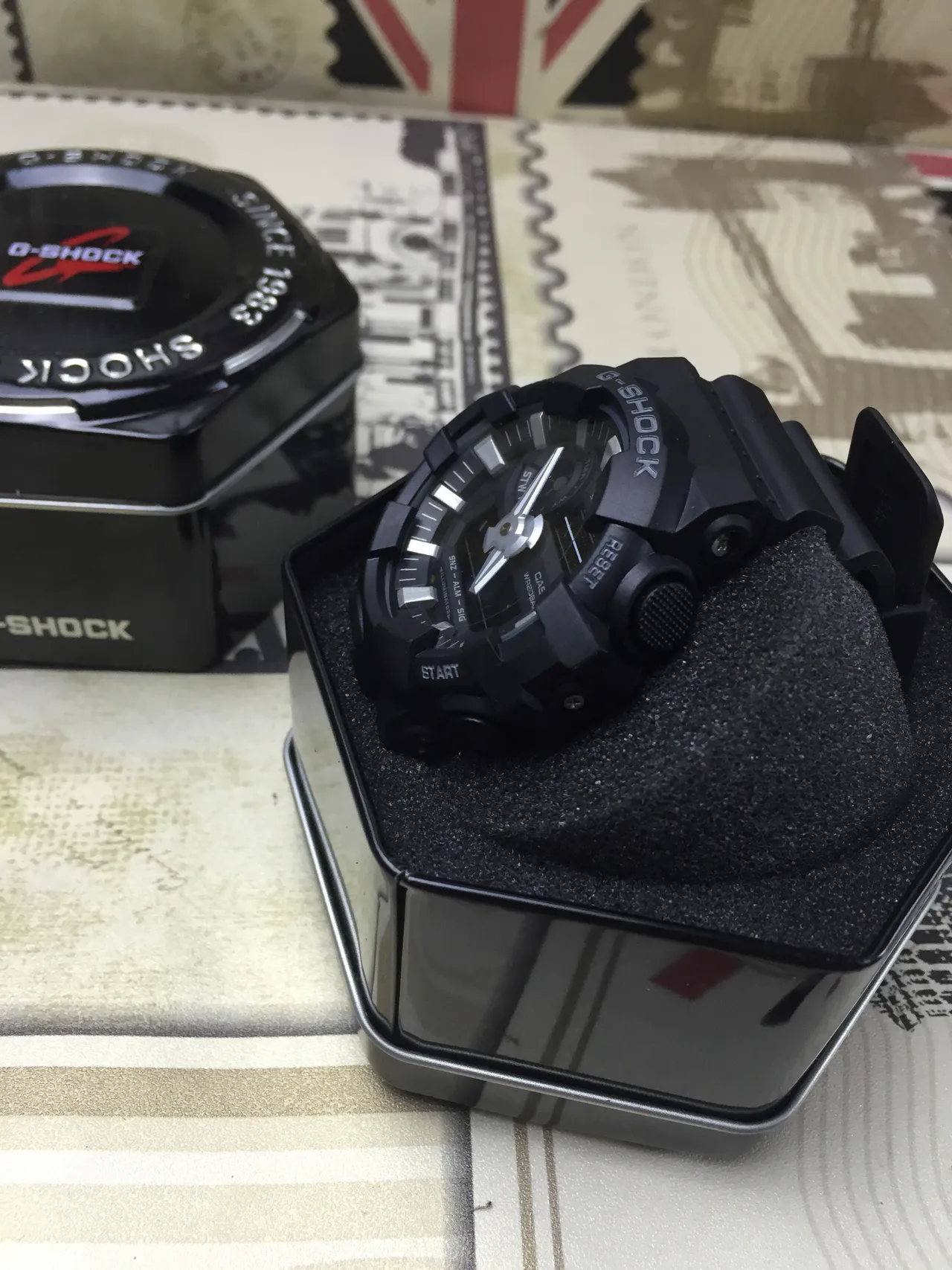 Casio G-Shock GA-100 Montre Sportive en Résine Noire 8