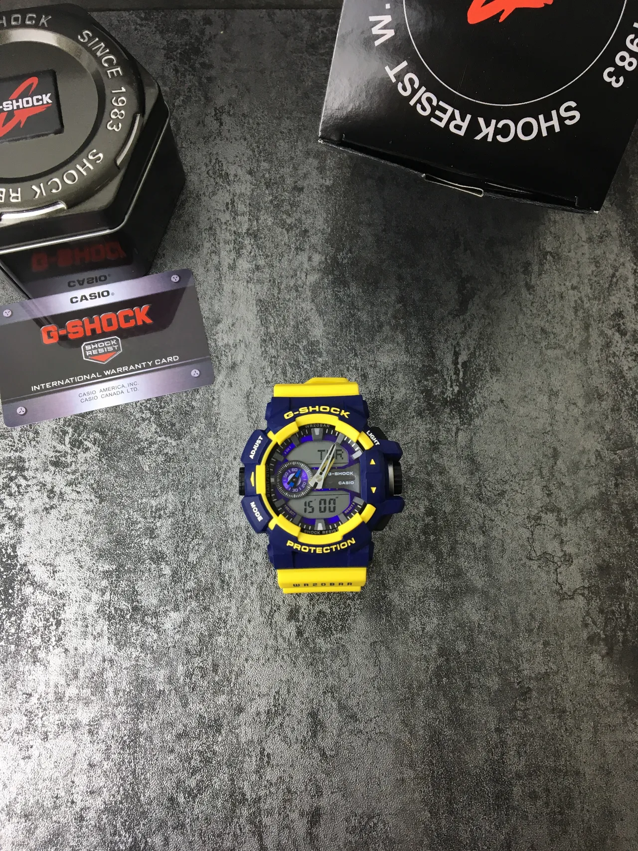 Casio G-Shock GA-100 أصفر وأزرق بحري ساعة رياضية 4