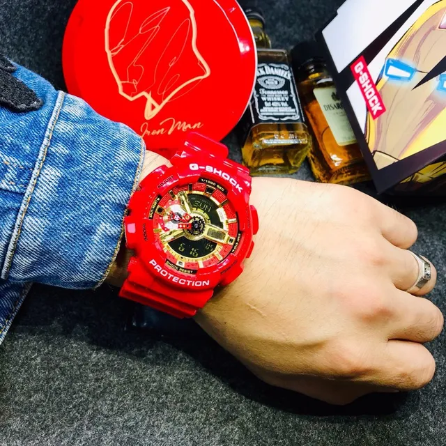 Casio G-Shock GA-110 ساعة رياضية حمراء وذهبية 3