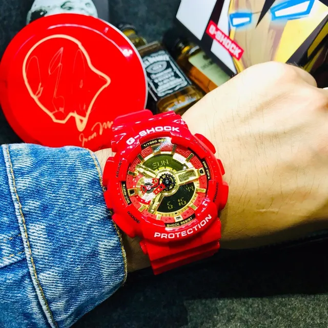 Casio G-Shock GA-110 ساعة رياضية حمراء وذهبية 4