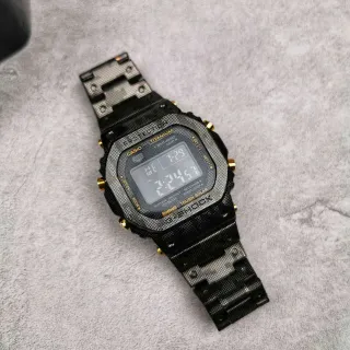 ক্যাসিও G-Shock GA-2100 কালো এবং সোনালি টাইটেনিয়াম স্পোর্টস ওয়াচ