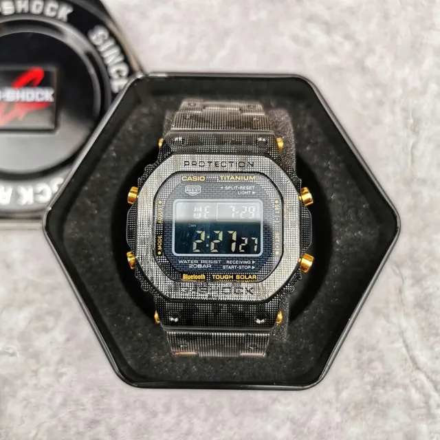 Casio G-Shock GA-2100 Noir et Or Titan Montre Sport 6