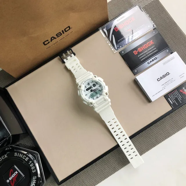 Casio G-Shock GA-2100 White Analog-Digital Sports Watch 9