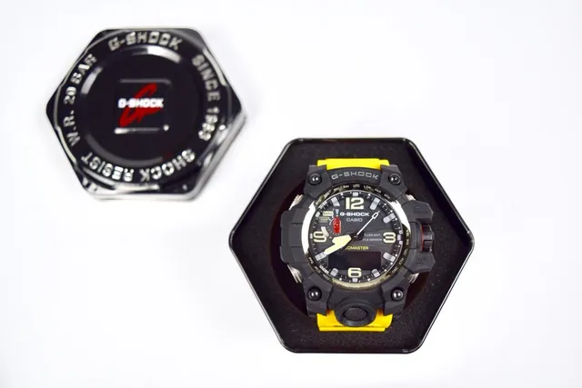 Casio G-Shock Mudmaster Black and Yellow Sports Watch 2