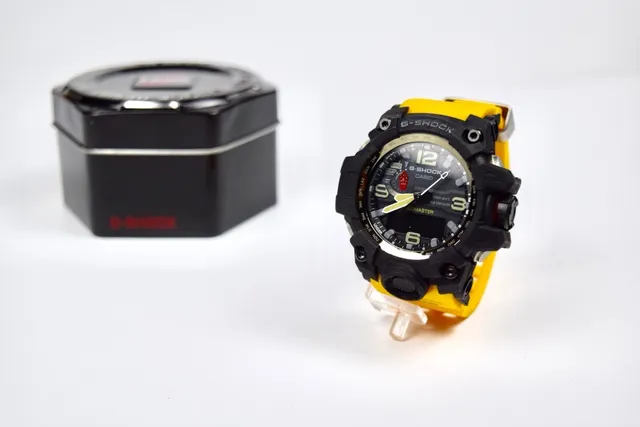 Casio G-Shock Mudmaster Black and Yellow Sports Watch 6