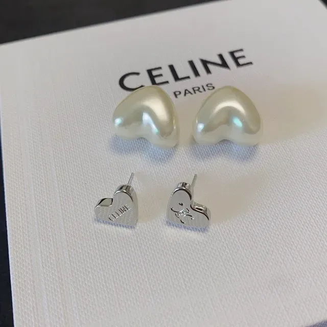 Celine Heart-Shaped Pearl and Gold-Tone Stud Earrings 5