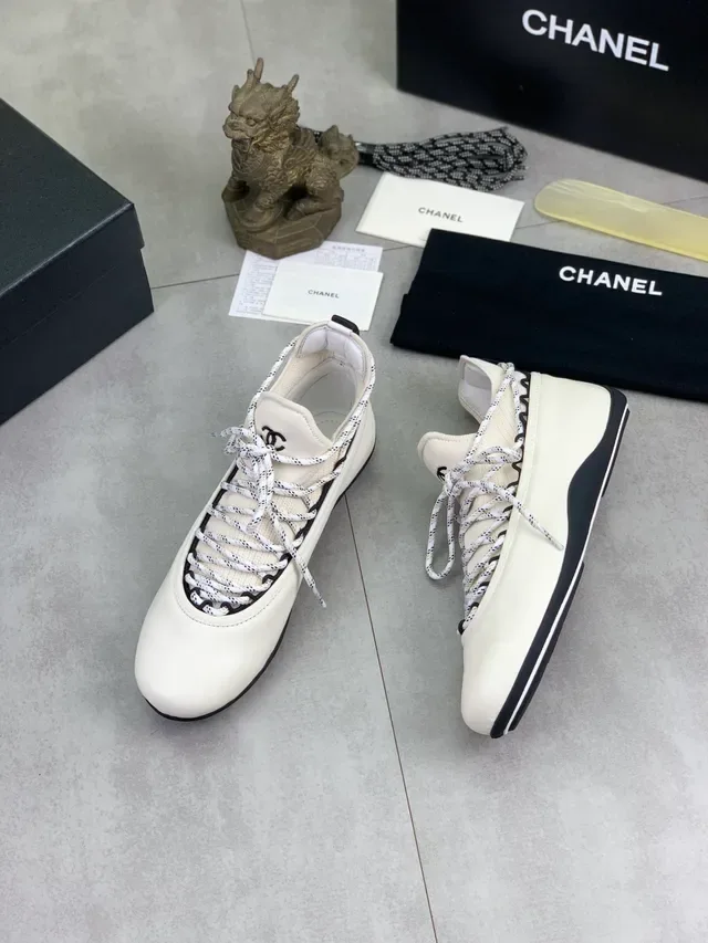 Chanel Beige Black Off-White Leather Upper Speckled Laces Sneakers 5