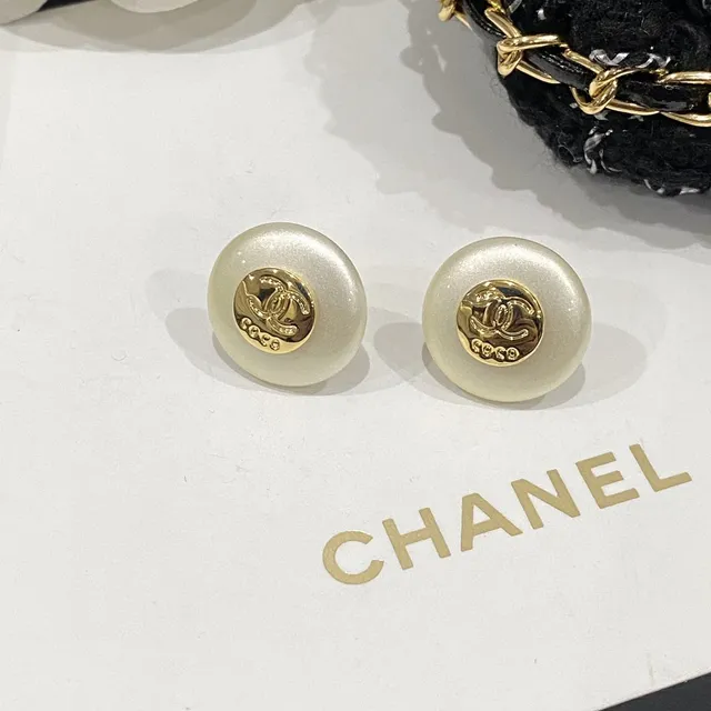 Chanel Black Gold Tweed Chain Bag 7