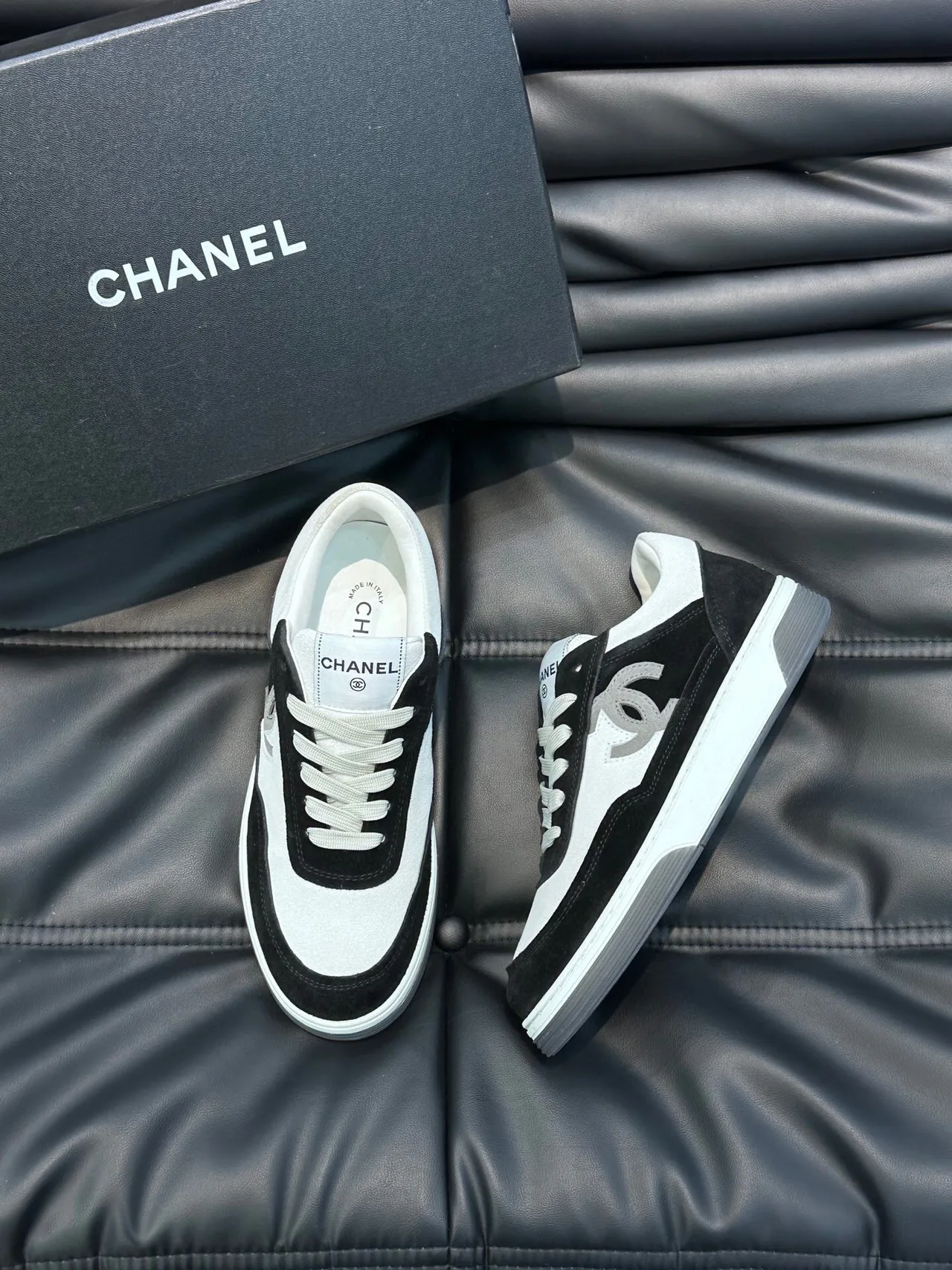 Chanel Black White Low-Top Suede-and-Leather Panelled Lifestyle Sneakers 3